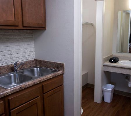 Daybreak Suites Extended Stay Dothan Eksteriør bilde